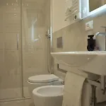 Living 4* קטאניה
