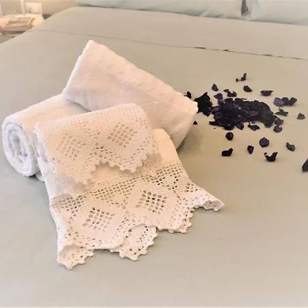 Bed & Breakfast Living 4*